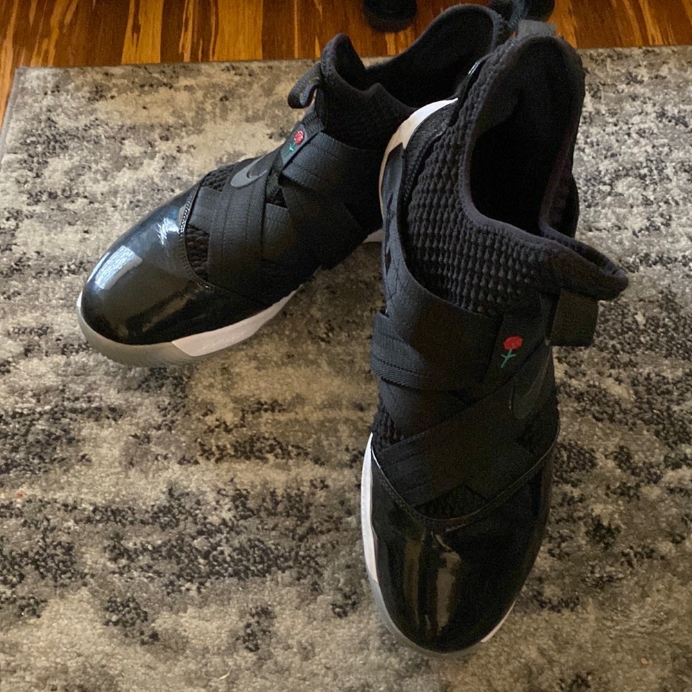 Men Nike Lebron James s-12/2226